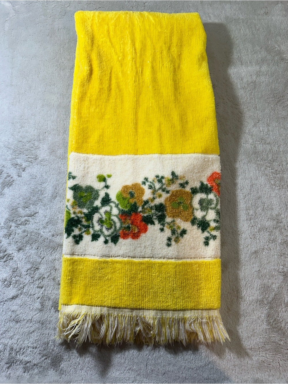 Vintage MCM Floral Fringed Cotton Towel 21x42